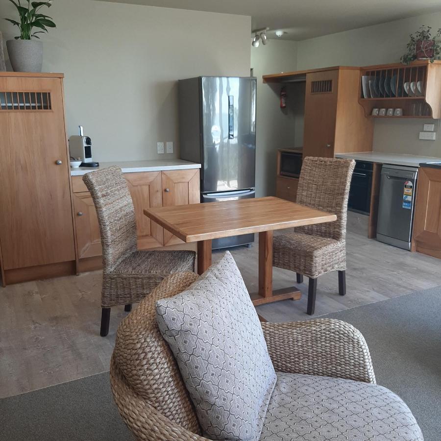Ohiwa Beach Apartments/ Motel Opotiki Esterno foto